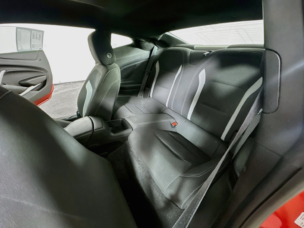 Used 2019 Chevrolet Camaro LT RWD image 15
