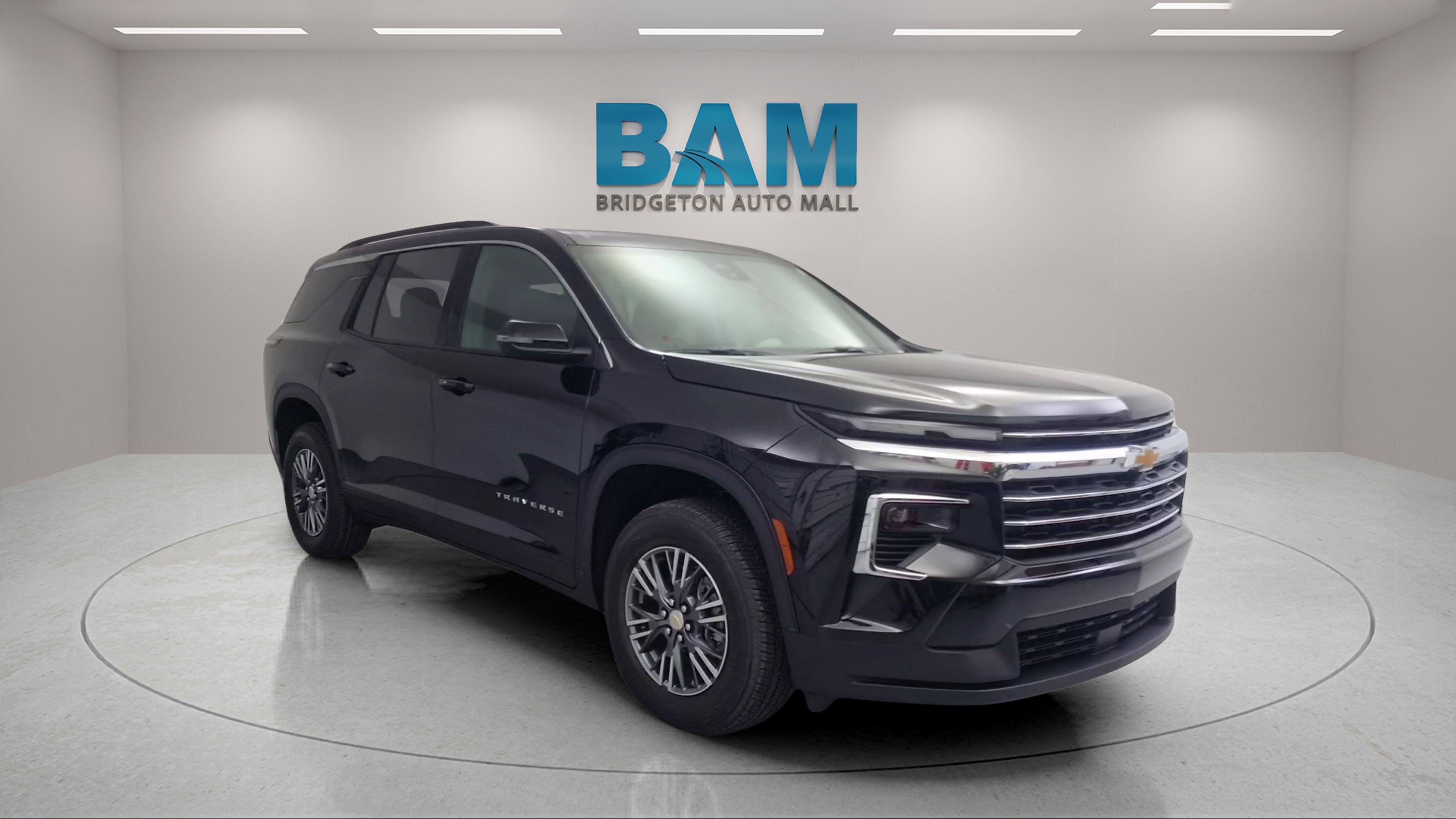 New 2026 Chevrolet Traverse LT w/ LPO, Floor Liner Package