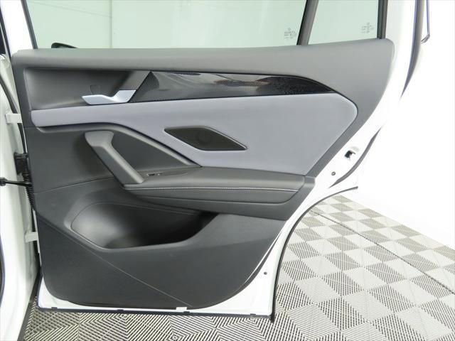 New 2026 Volkswagen Tiguan SE image 25