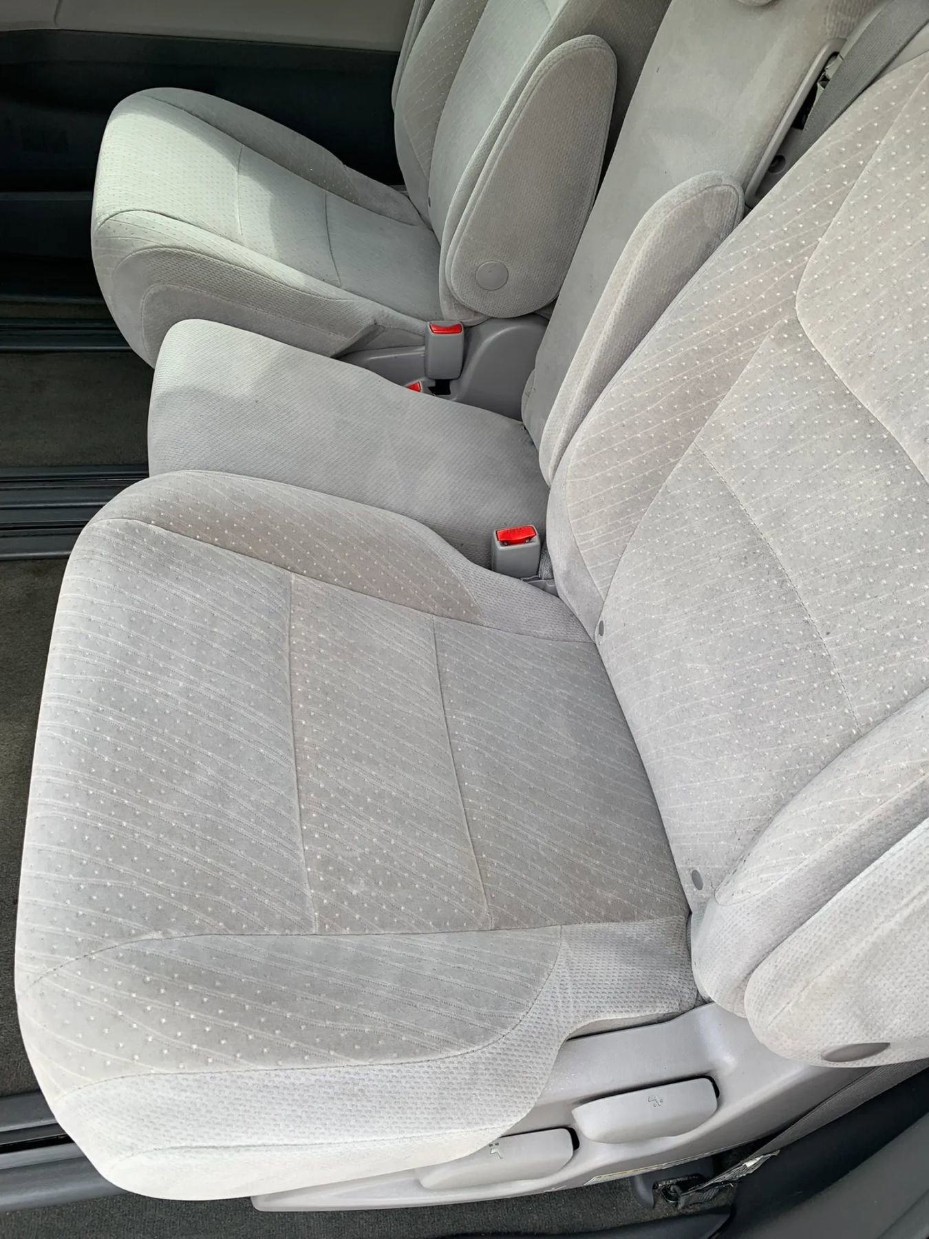 Used 2019 Toyota Sienna LE FWD image 21