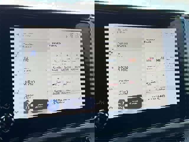 Used 2025 Toyota Camry SE image 20