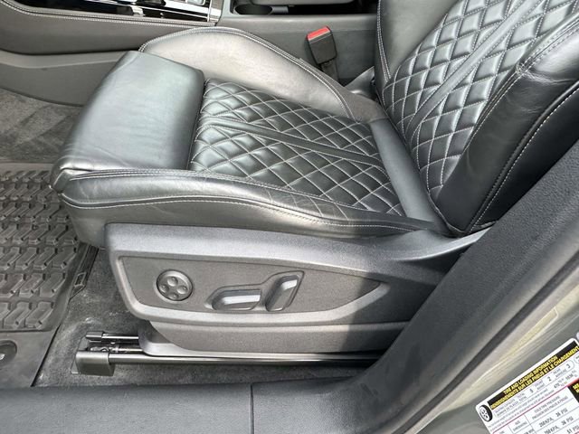 Used 2023 Audi SQ5 Premium Plus w/ Premium Plus Package image 22