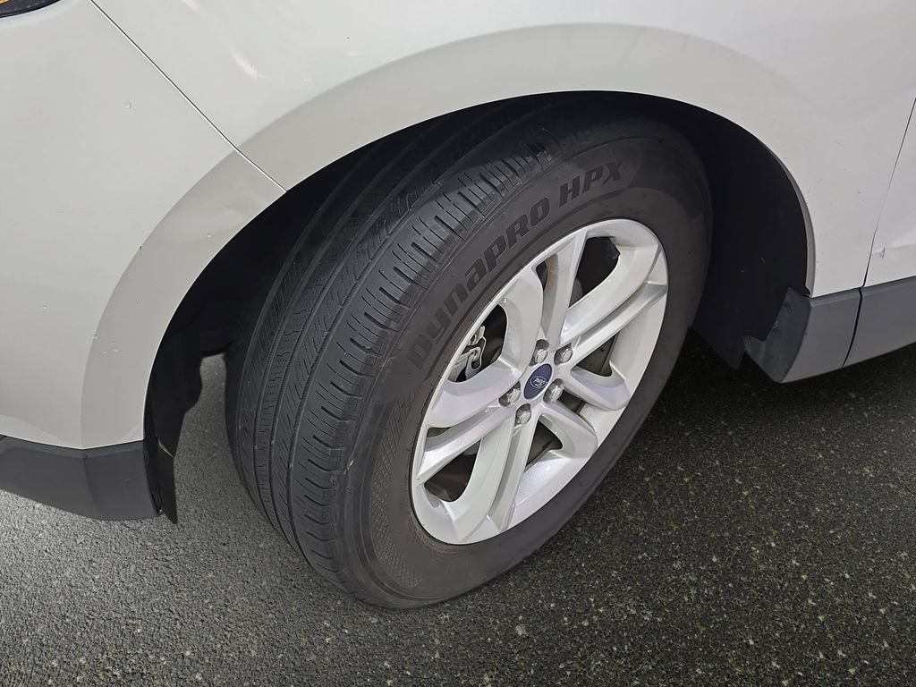 Used 2019 Ford Edge SEL w/ Equipment Group 201A FWD image 31