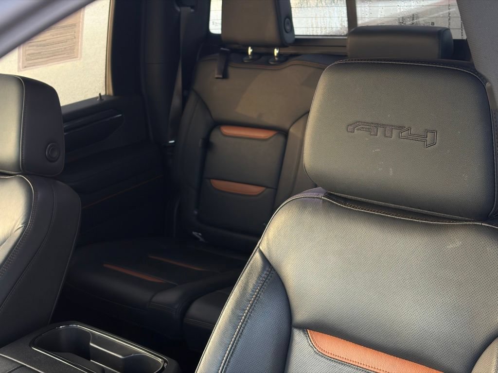 Used 2024 GMC Sierra 2500 AT4 w/ AT4 Premium Plus Package AWD/4WD image 11