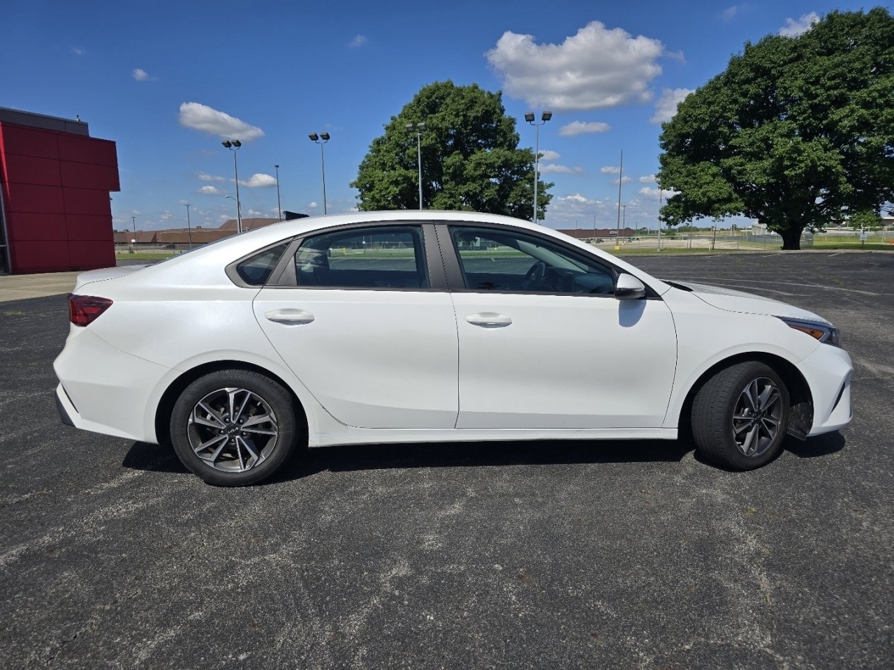 Used 2023 Kia Forte LXS w/ LXS Technology Package FWD image 14