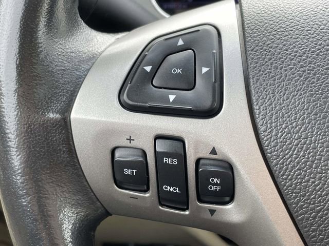 Used 2013 Ford Taurus Limited FWD image 21