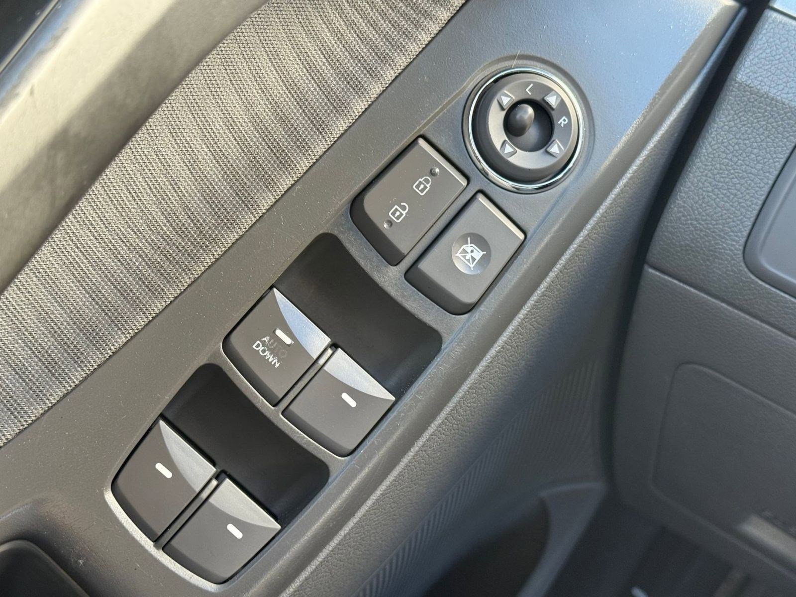 Used 2011 Hyundai Elantra GLS w/ Preferred Equipment Pkg 3 image 33