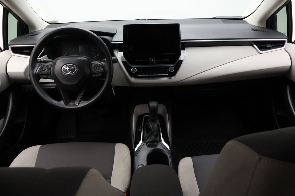 Certified 2025 Toyota Corolla LE FWD image 24