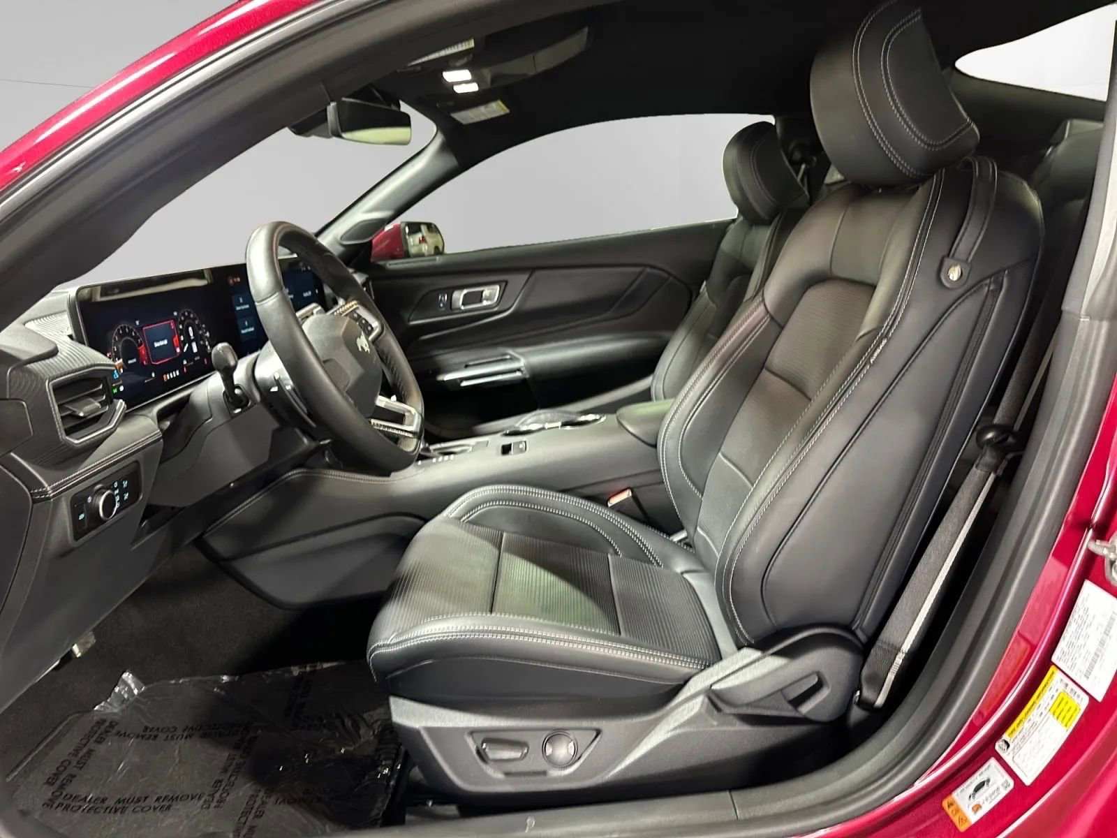 Used 2025 Ford Mustang GT Premium RWD image 6