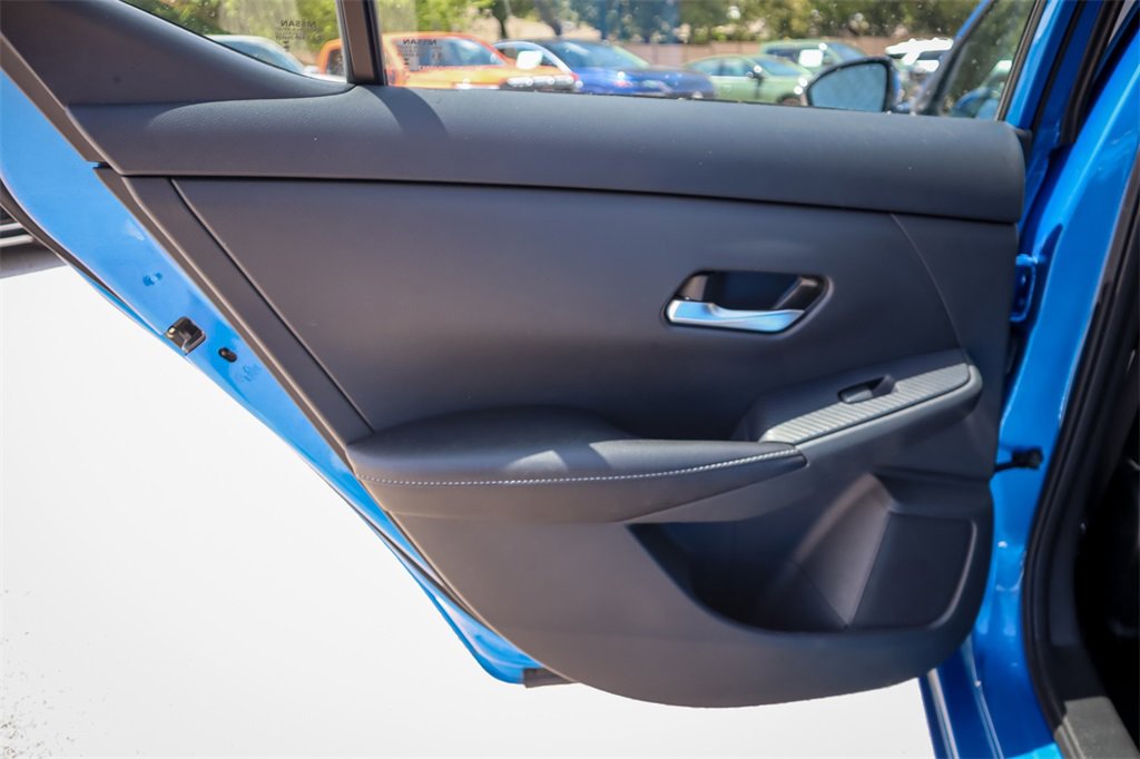 Used 2023 Nissan Sentra SV image 25