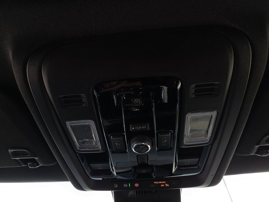 New 2026 Chevrolet Tahoe Premier w/ Sun And Tow Package AWD/4WD image 24