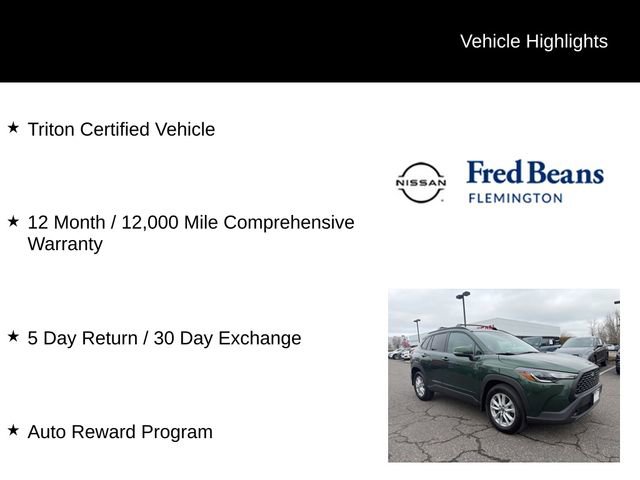 Used 2023 Toyota Corolla Cross LE image 5