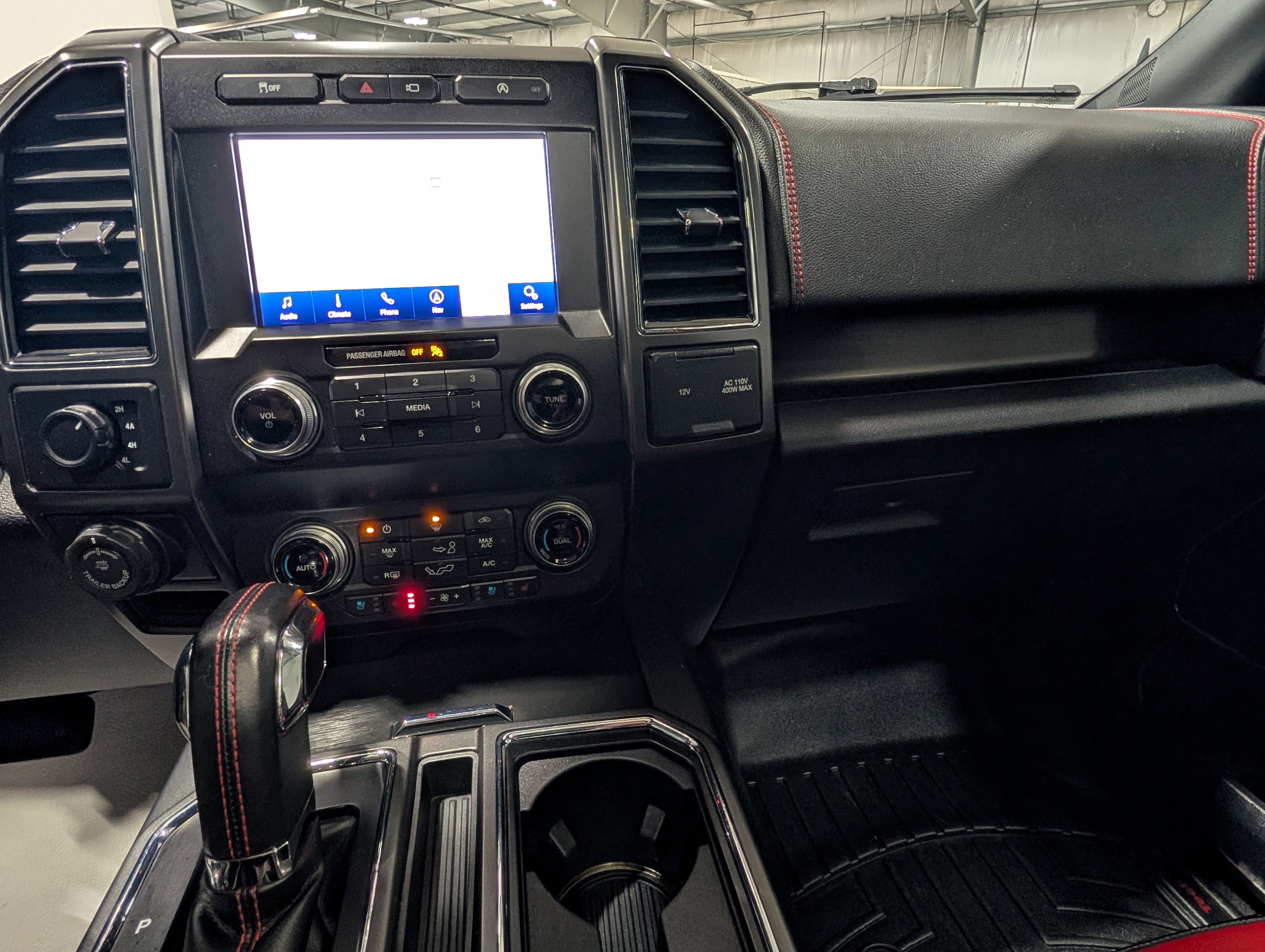 Used 2020 Ford F150 Lariat w/ Equipment Group 502A Luxury AWD/4WD image 26