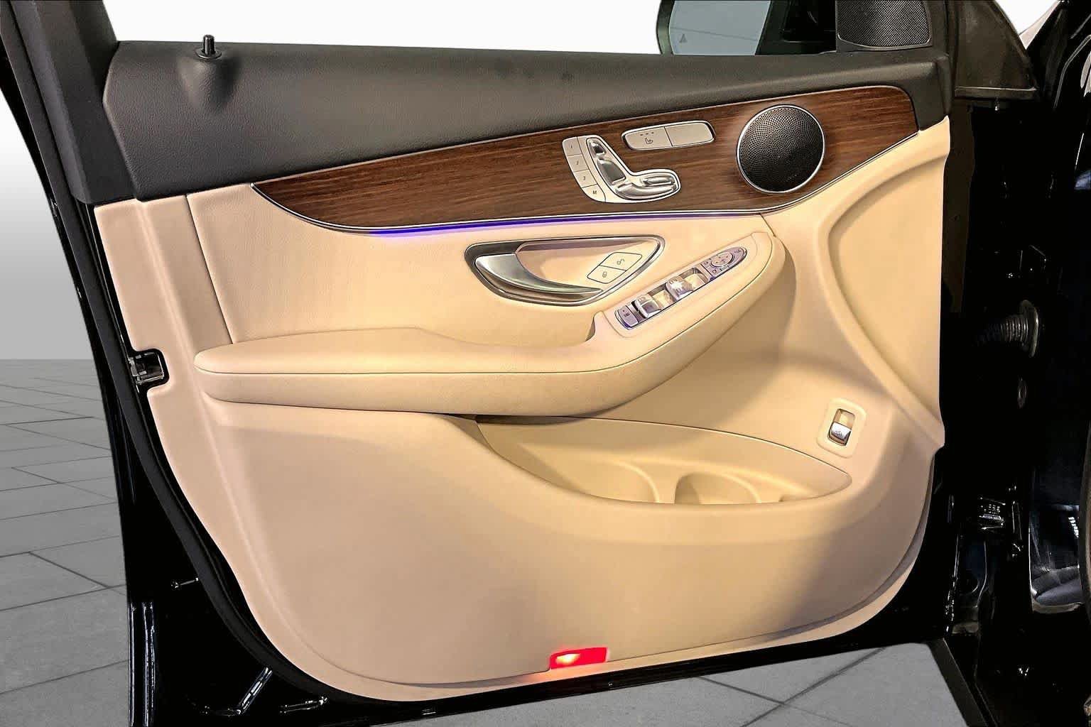 Certified 2022 Mercedes-Benz GLC 300 4MATIC image 22