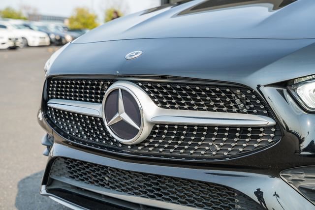 Used 2023 Mercedes-Benz CLA 250 4MATIC image 11