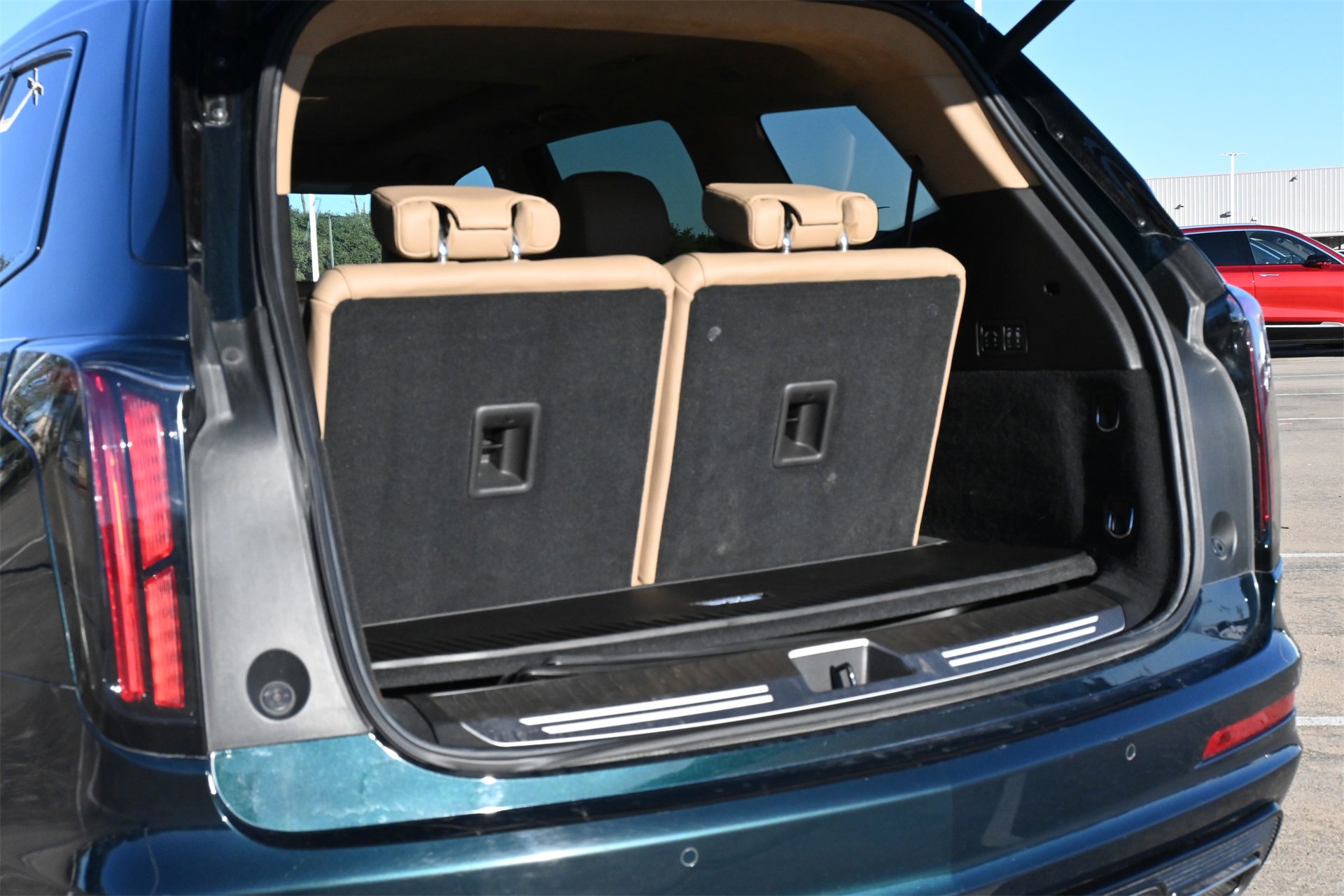 Certified 2024 Cadillac XT6 Sport w/ Platinum Package image 23