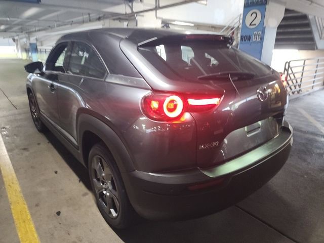Used 2022 MAZDA MX-30 Electric w/ Premium Plus Pkg image 4