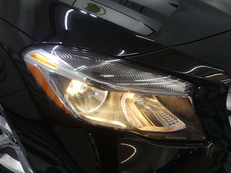 Used 2019 Mercedes-Benz GLA 250 4MATIC image 14