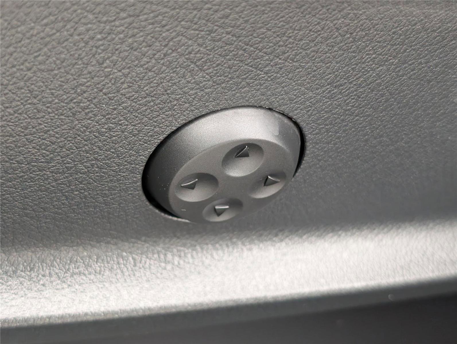 Used 2023 Mercedes-Benz GLA 250 4MATIC w/ AMG Line Exterior image 20