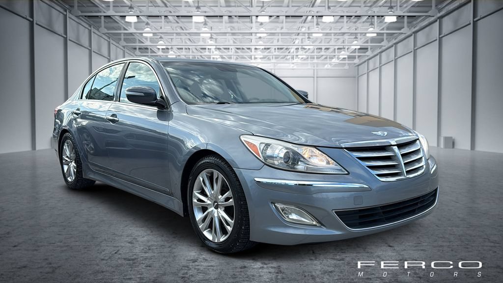 Used 2014 Hyundai Genesis 3.8 RWD image 6