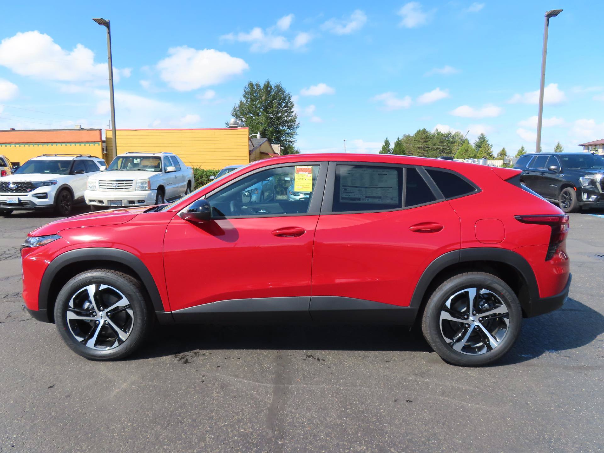 New 2026 Chevrolet Trax RS w/ Driver Confidence Package FWD image 4