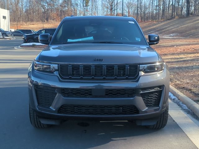 New 2026 Jeep Grand Cherokee Altitude AWD/4WD image 16