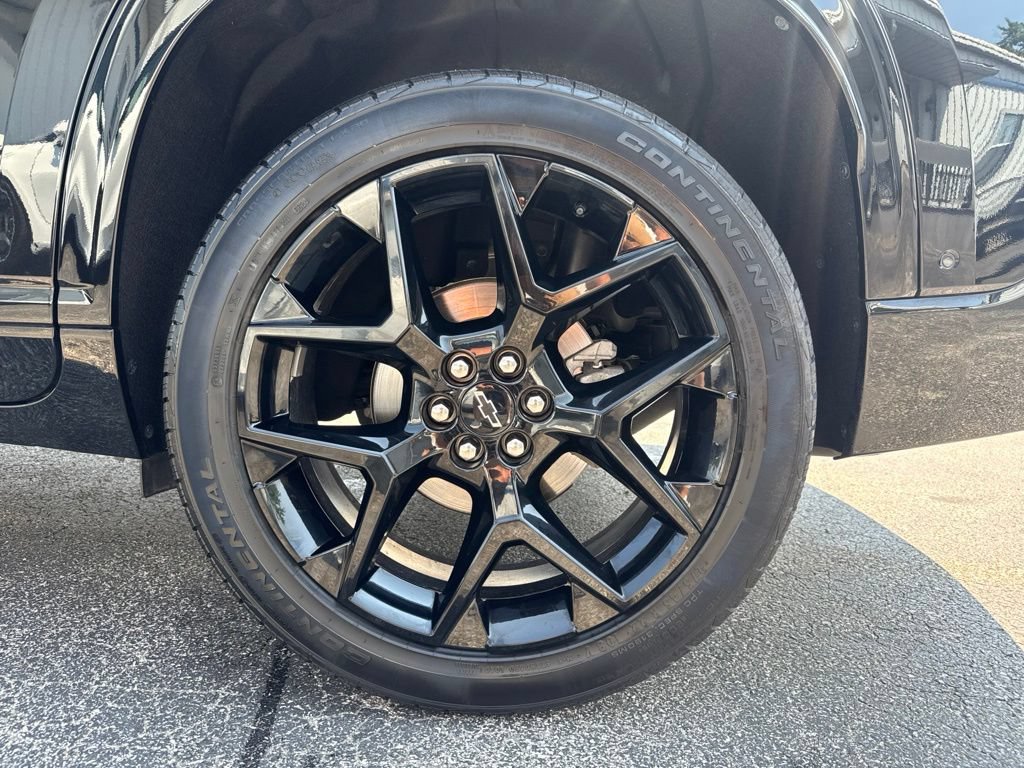 Used 2024 Chevrolet Traverse RS w/ LPO, Floor Liner Package AWD/4WD image 11