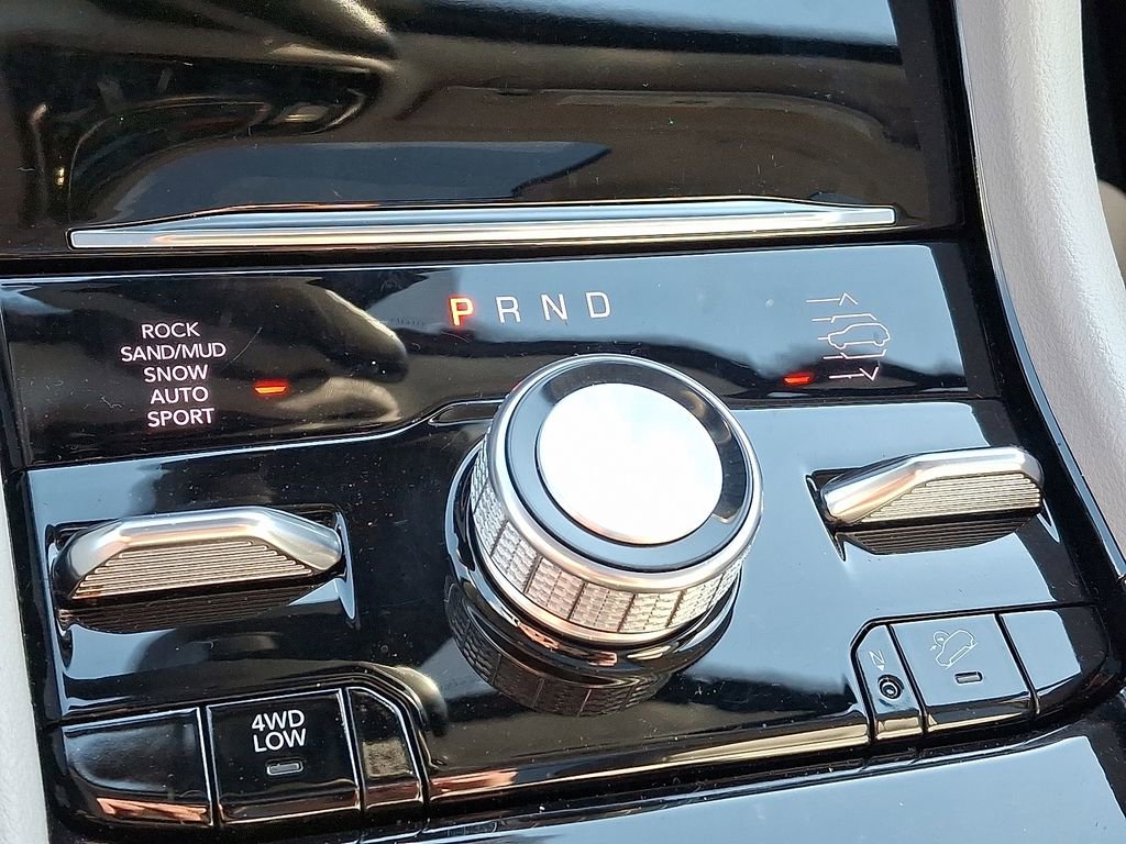 Used 2023 Jeep Grand Cherokee Overland image 18