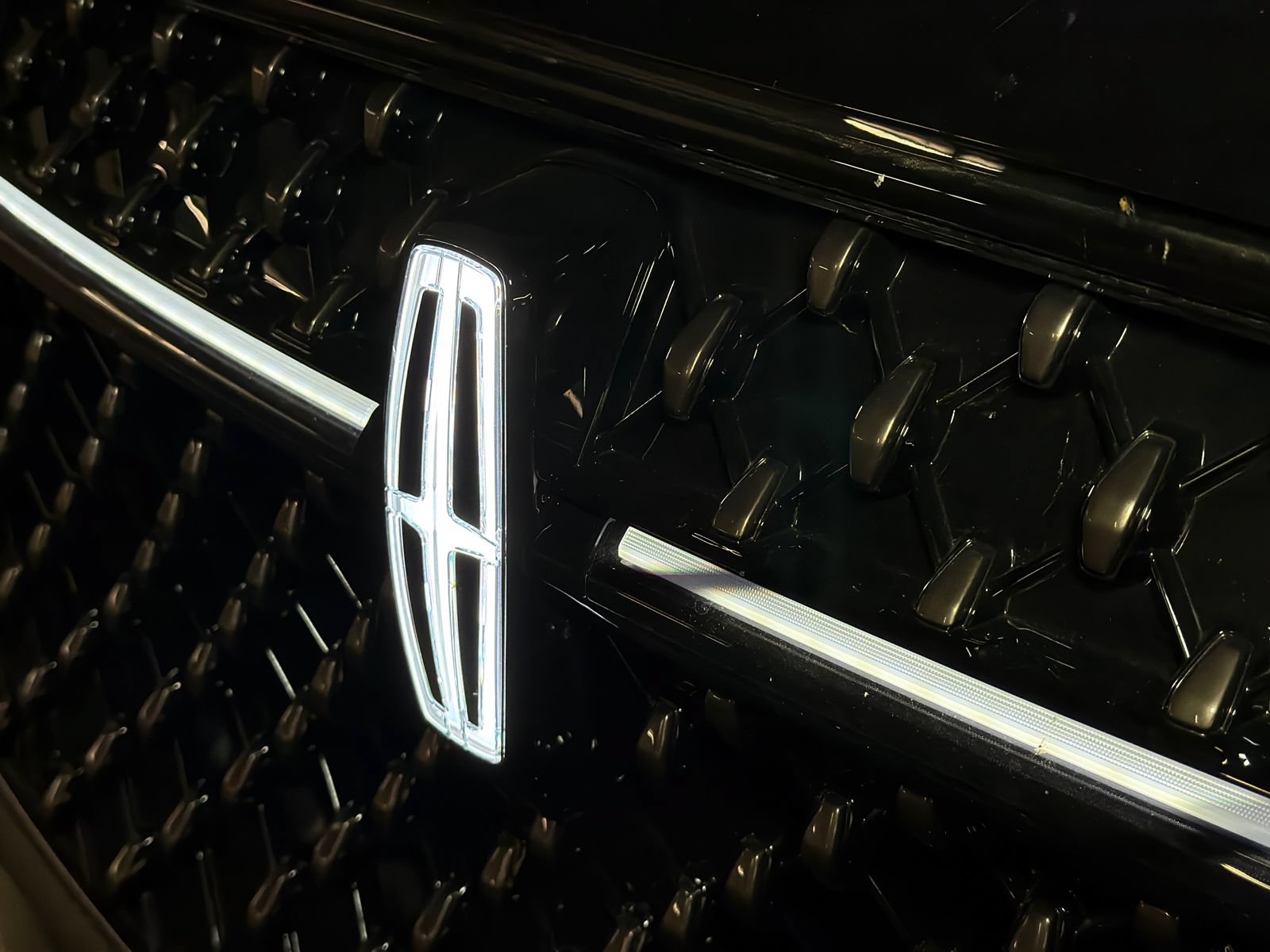 New 2026 Lincoln Nautilus Black Label AWD/4WD image 14