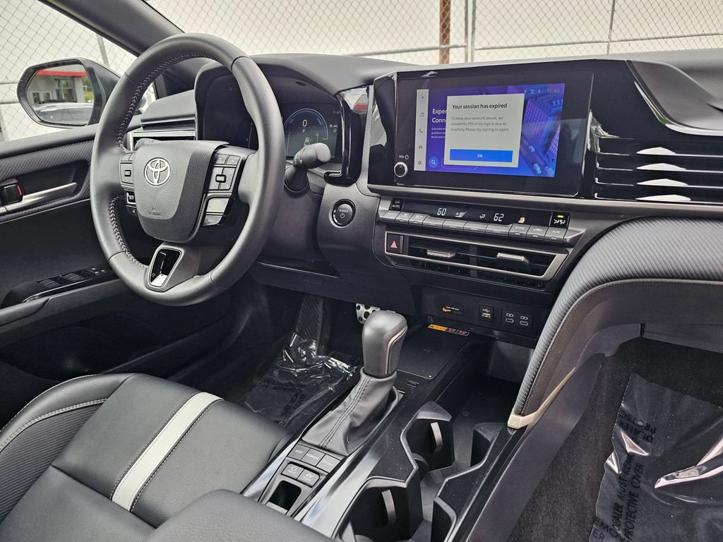 Used 2025 Toyota Camry SE FWD image 12