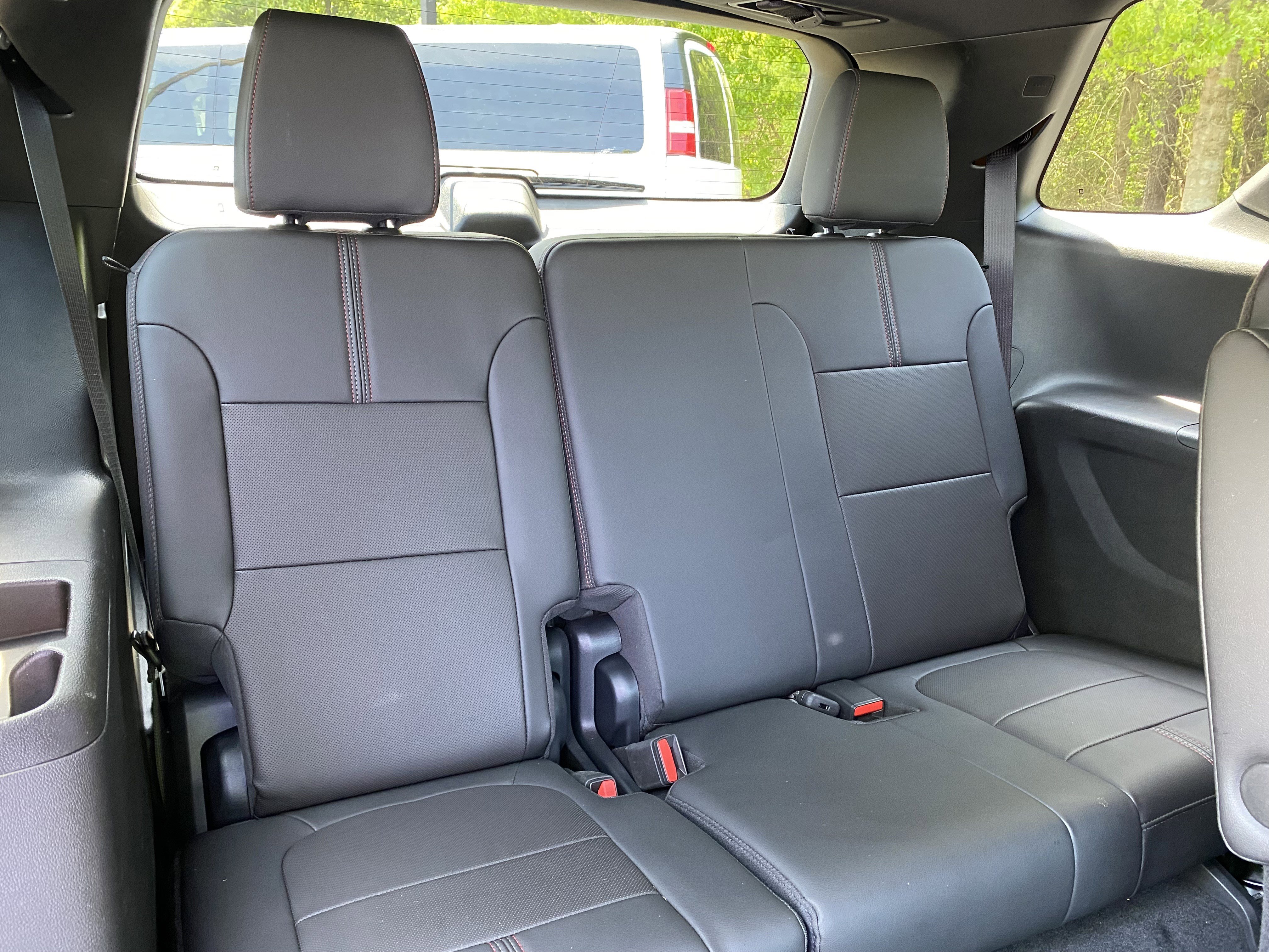Used 2023 Chevrolet Traverse RS image 38