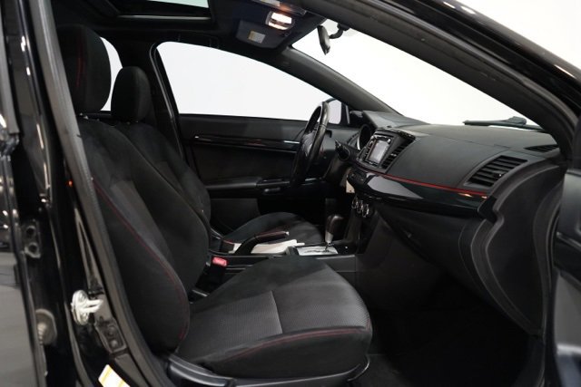 Used 2017 Mitsubishi Lancer ES image 32