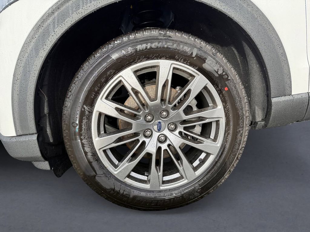 New 2026 Ford Explorer Active w/ Active Comfort Package image 9