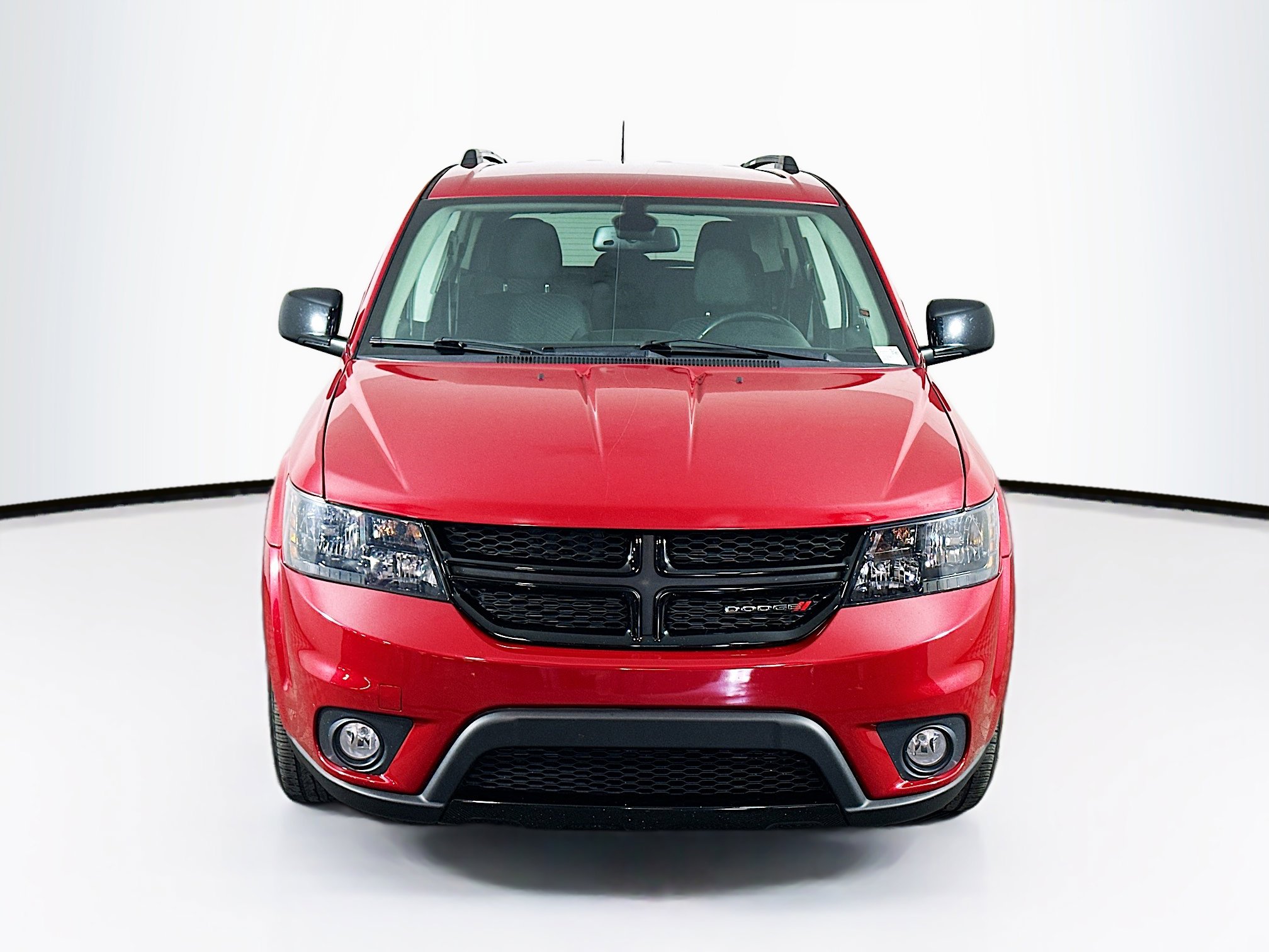 Used 2019 Dodge Journey SE w/ Premium Group FWD image 2
