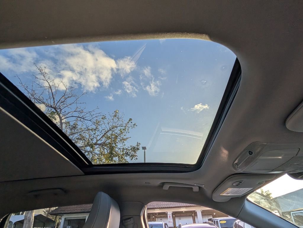 Certified 2022 Lincoln Nautilus Reserve image 18