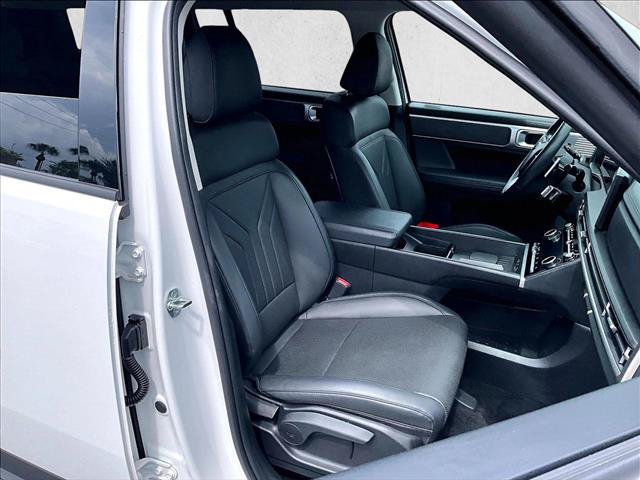 Used 2026 Hyundai Santa Fe SEL FWD image 9