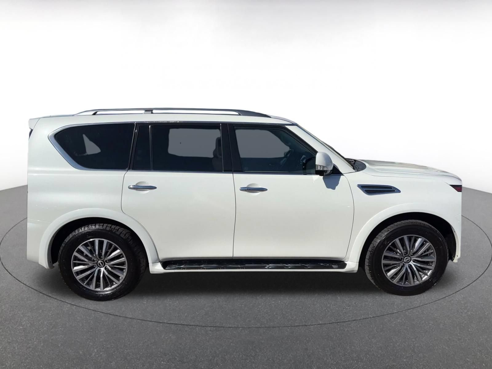 Used 2023 Nissan Armada SL AWD/4WD image 15