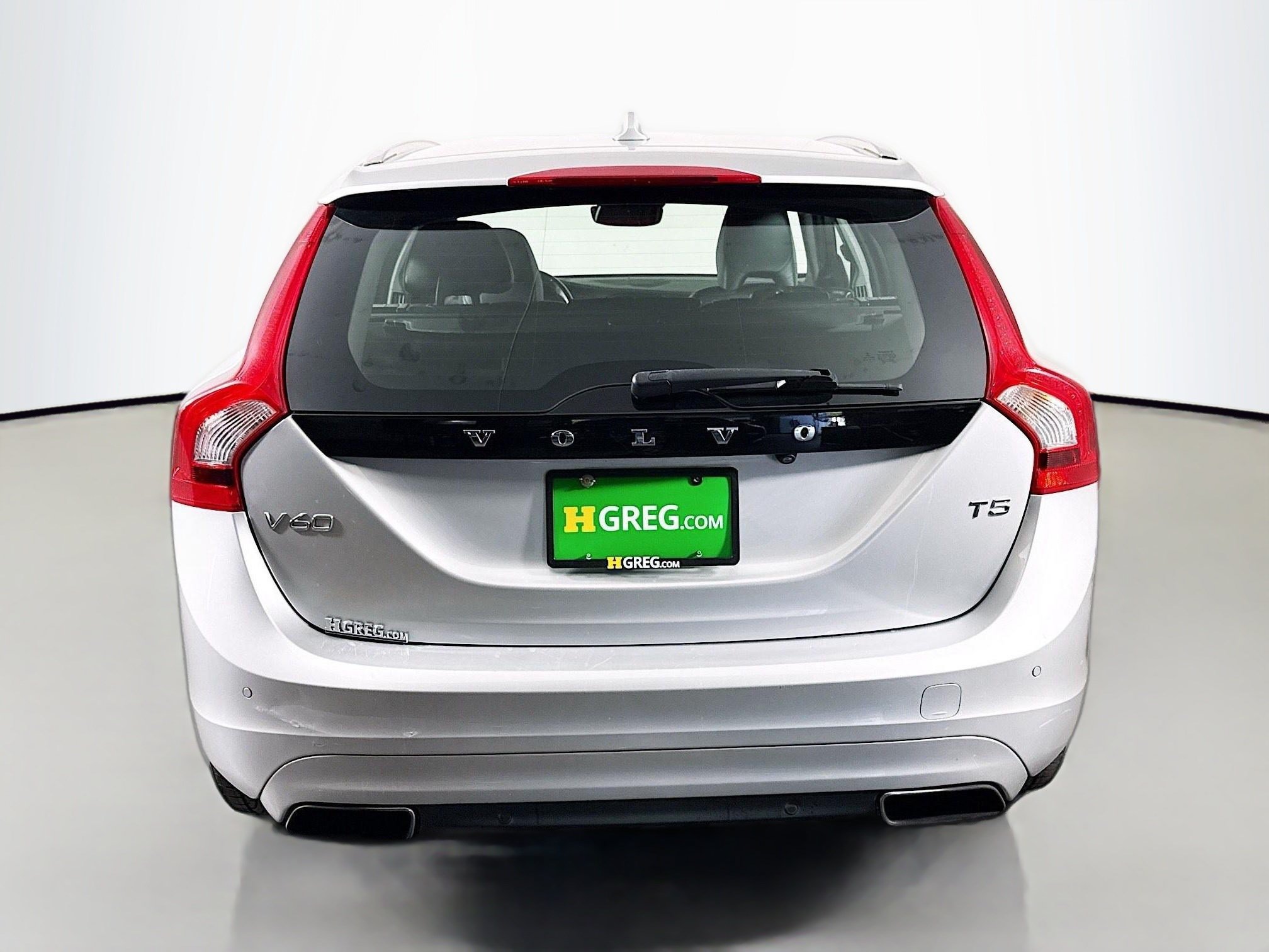 Used 2016 Volvo V60 T5 Platinum w/ Climate Package FWD image 8