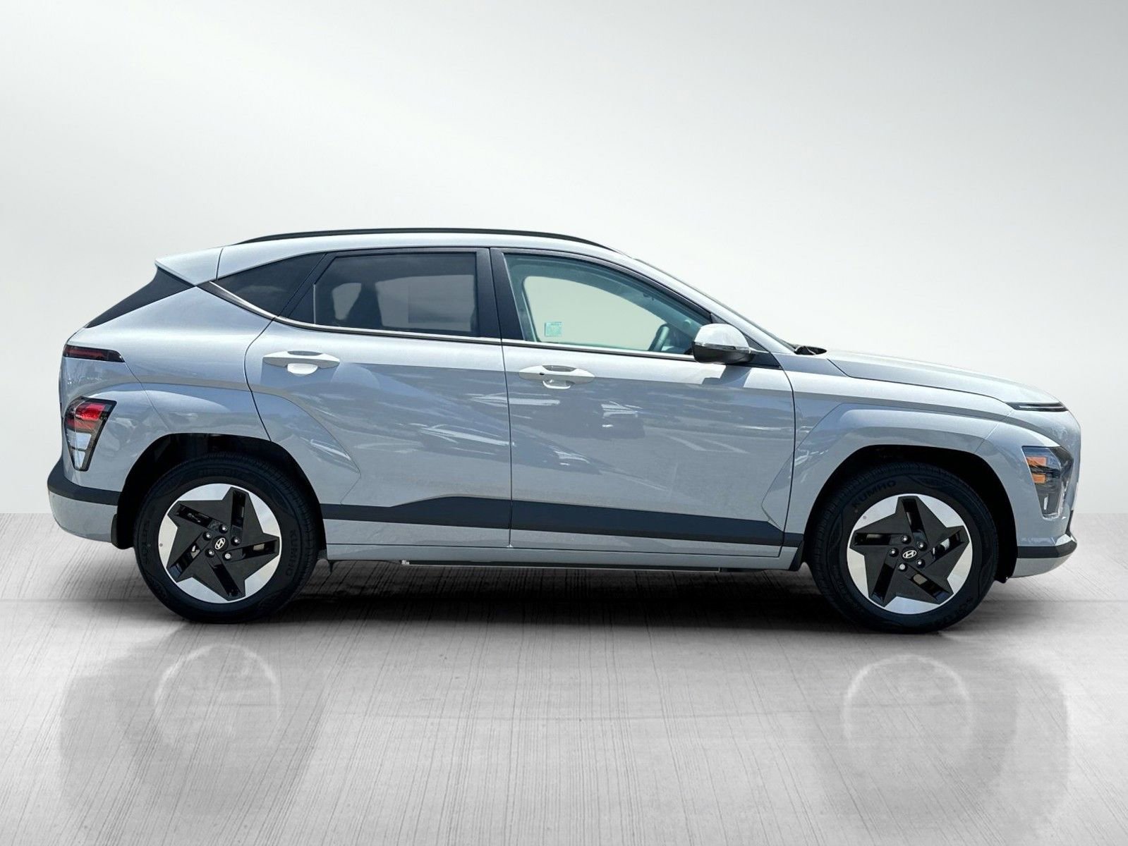 New 2025 Hyundai Kona SEL image 3