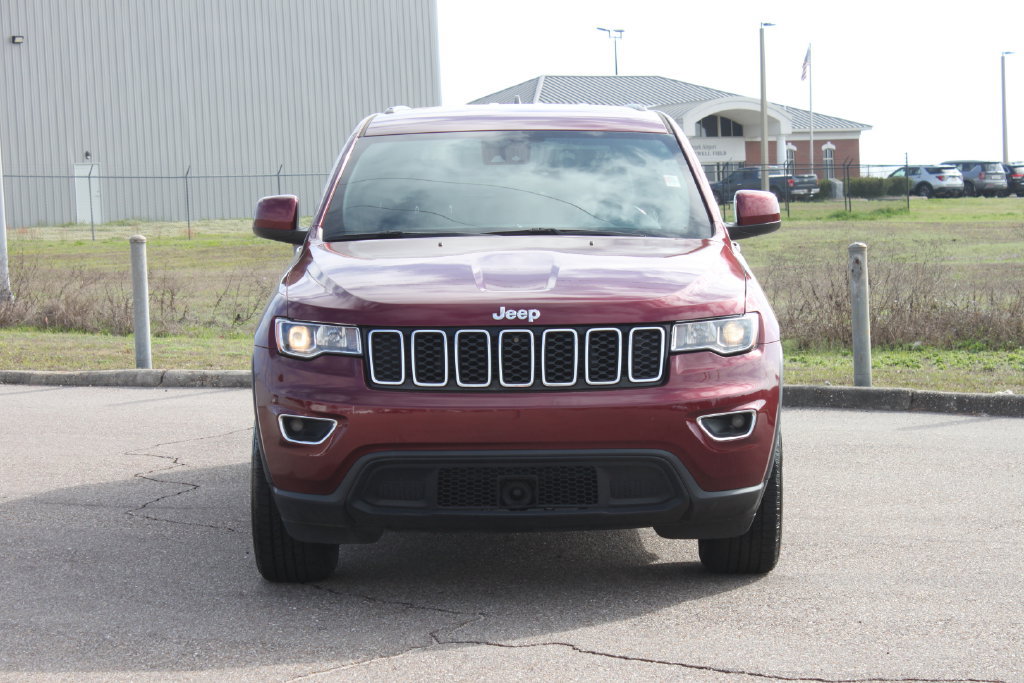 Used 2022 Jeep Grand Cherokee Laredo X RWD image 3