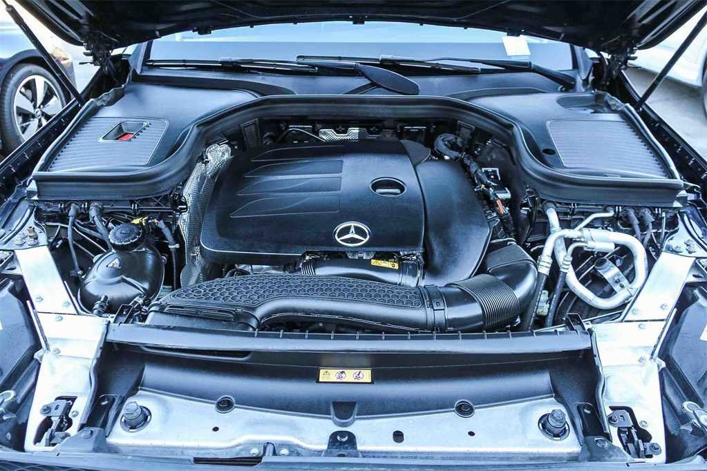 Used 2021 Mercedes-Benz GLC 300 GLC 300 image 26