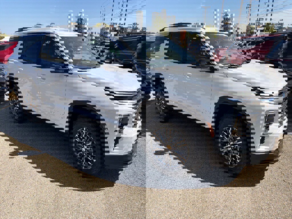 New 2026 Chevrolet Traverse LT w/ Driver Confidence Package