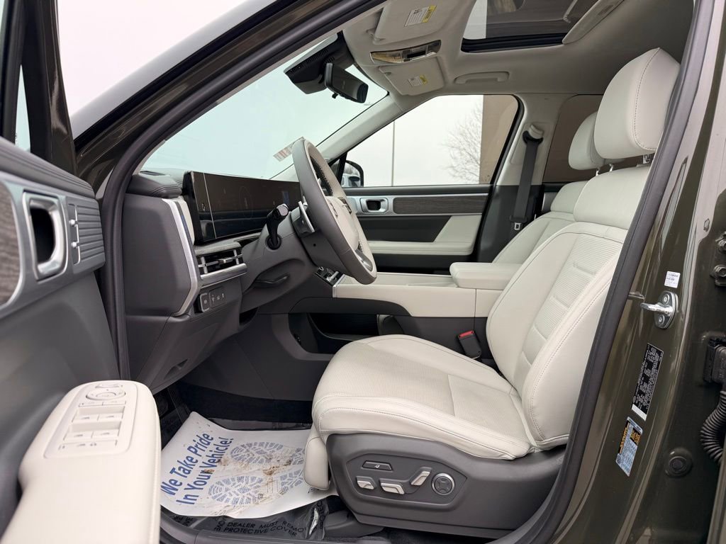 Used 2024 Hyundai Santa Fe Calligraphy image 10