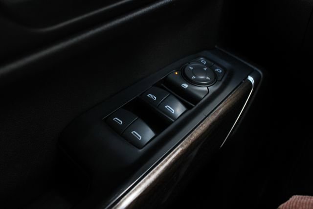 Used 2019 Chevrolet Silverado 1500 LT w/ All-Star Edition image 7