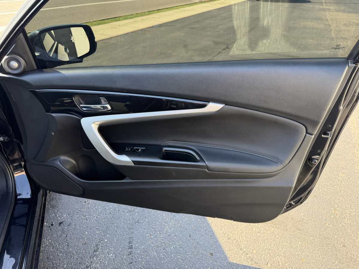Used 2015 Honda Accord EX image 19