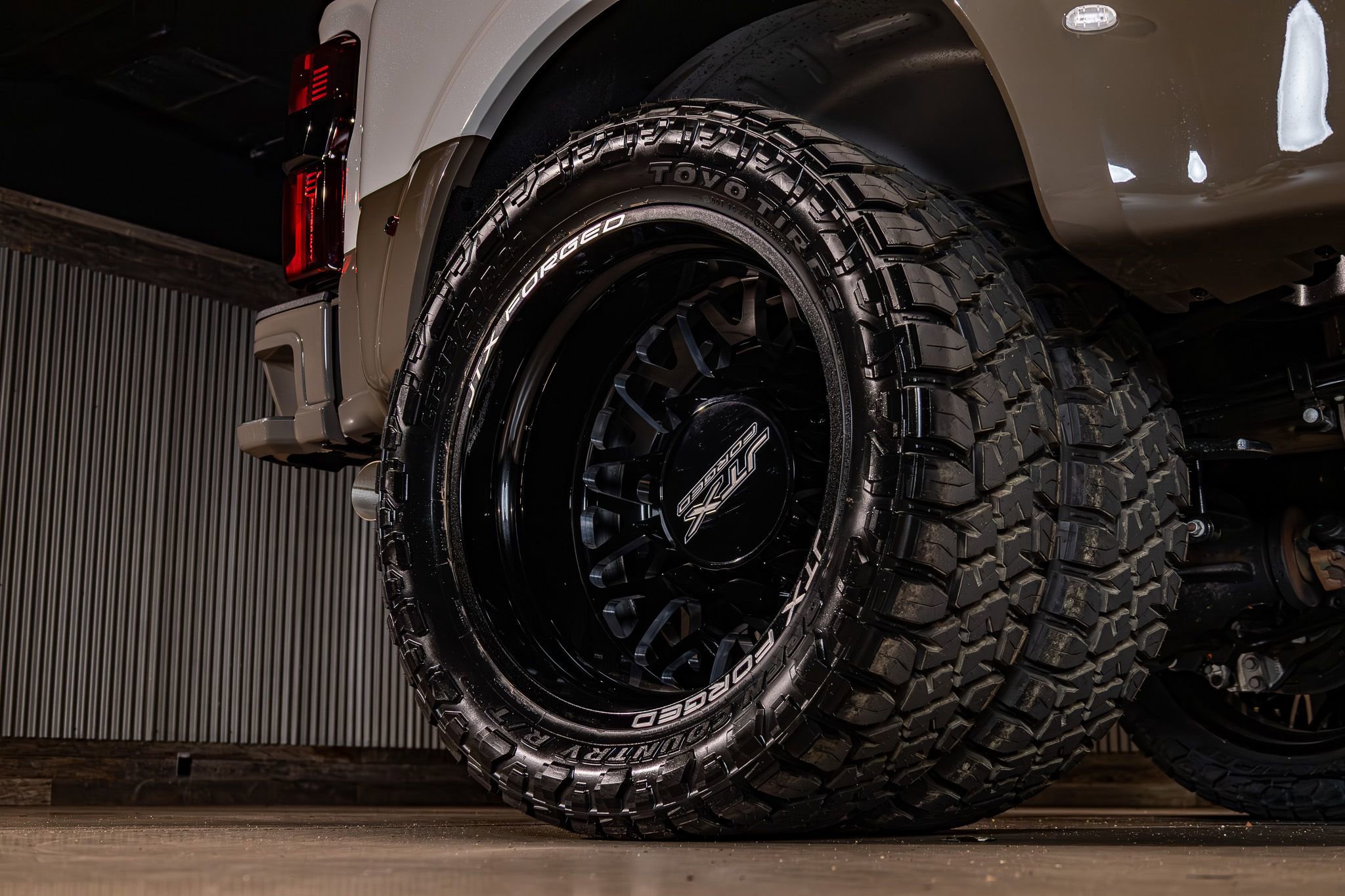 Used 2026 Ford F450 King Ranch w/ FX4 Off-Road Package AWD/4WD image 16