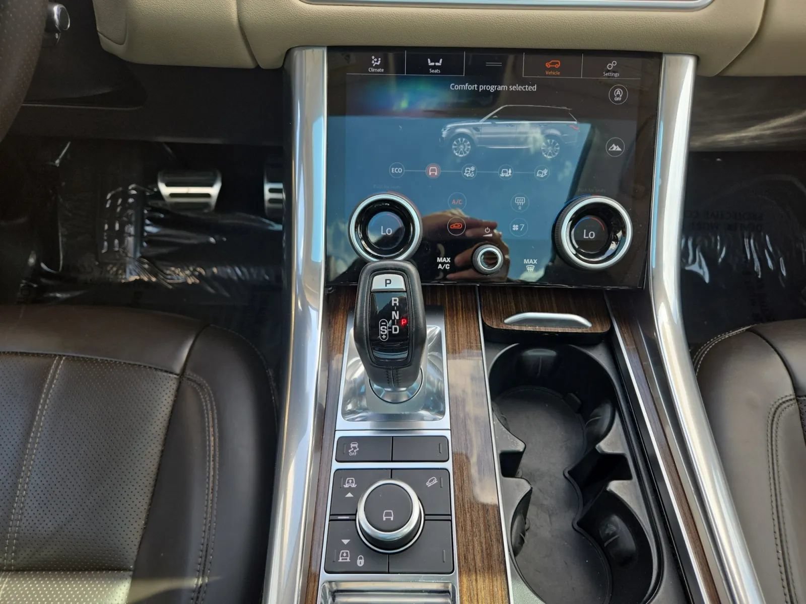 Used 2018 Land Rover Range Rover Sport HSE AWD/4WD image 17