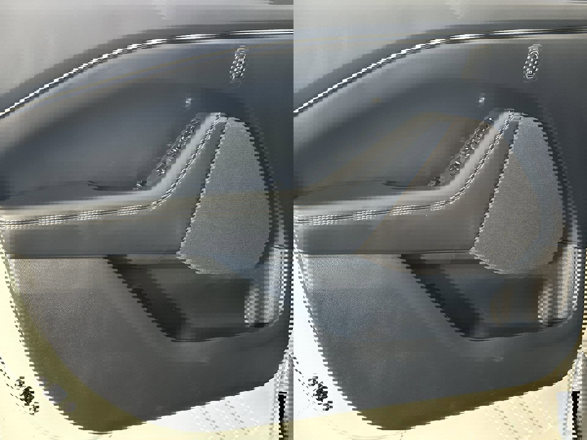 Used 2024 Ford Mustang Mach-E Select image 32