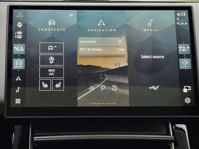 Used 2024 Land Rover Range Rover Evoque Dynamic SE AWD/4WD image 13