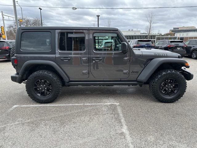 Used 2025 Jeep Wrangler Willys image 5